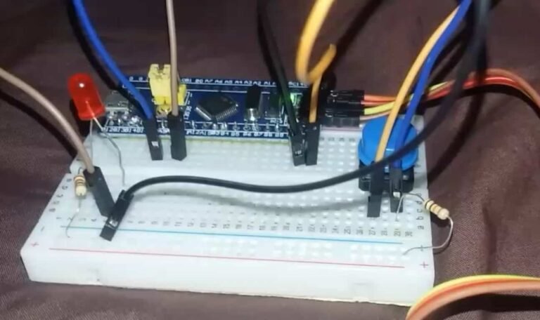 Push Button with STM32 Blue Pill using STM32Cube IDE Read Digital Input Pins