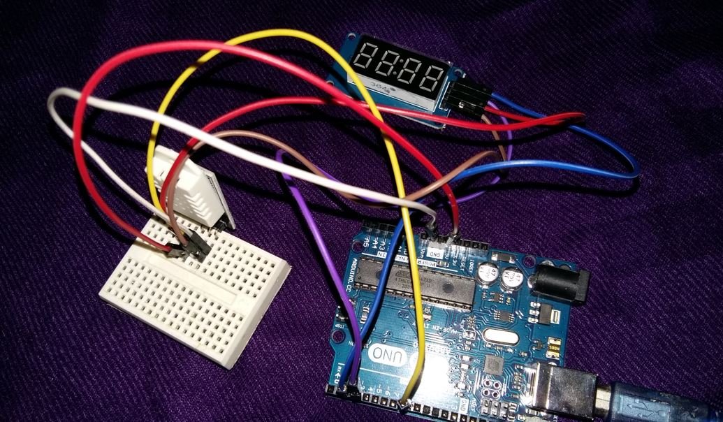 TM1637 4 Digit 7 Segment Display Module with arduino and DHT22 hardware