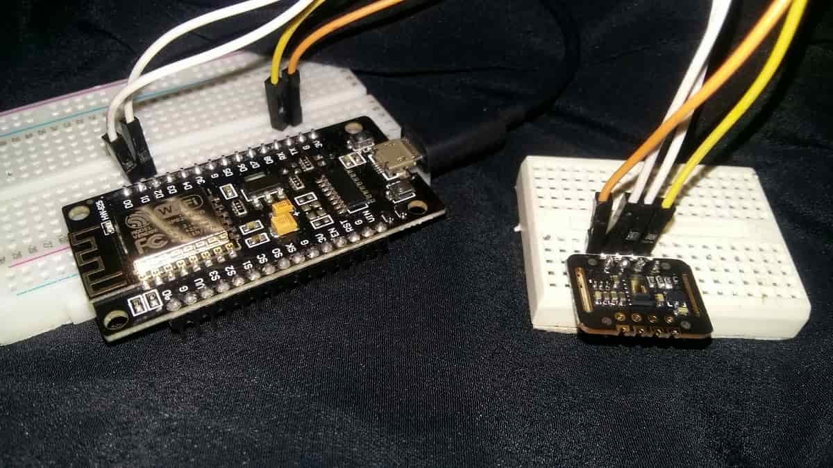 MAX30102 Pulse Oximeter and Heart Rate Sensor with ESP8266