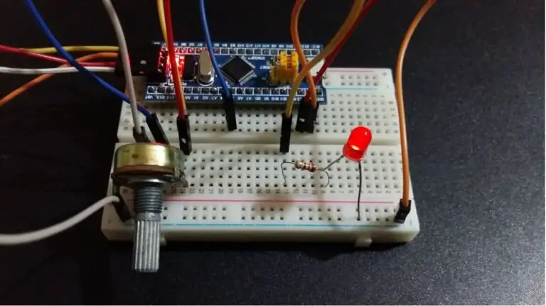 STM32 Blue Pill ADC LED Dimmer - Polling, Interrupt and DMA