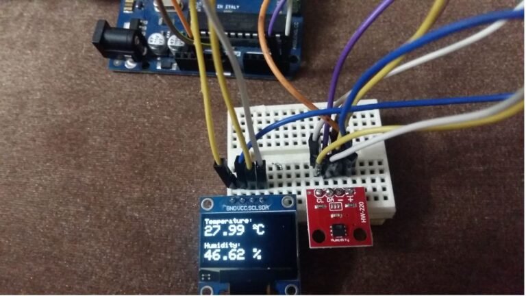 HTU21D with Arduino Display Readings on OLED