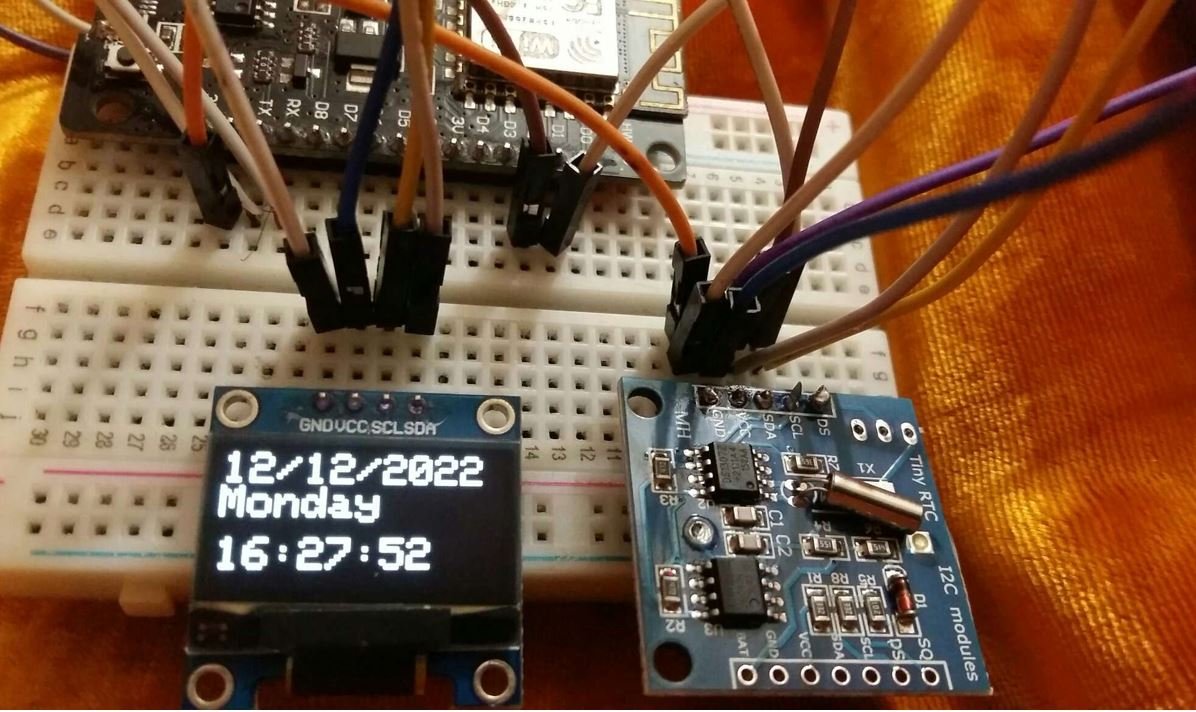 DS1307 RTC Module with ESP8266 and OLED hardware