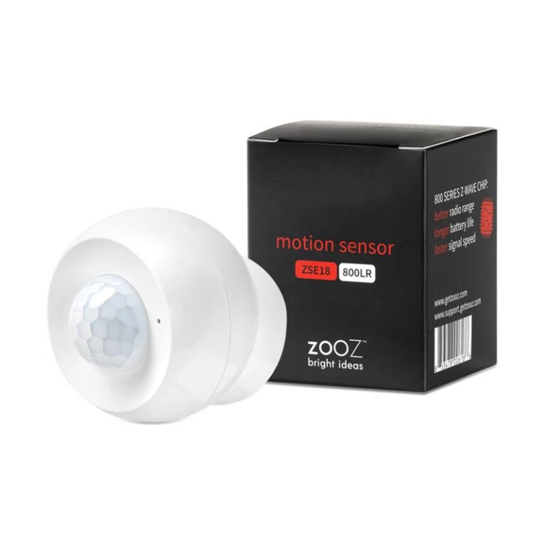 Zooz ZSE18 800LR Z-Wave Long Range motion sensor with magnetic mount